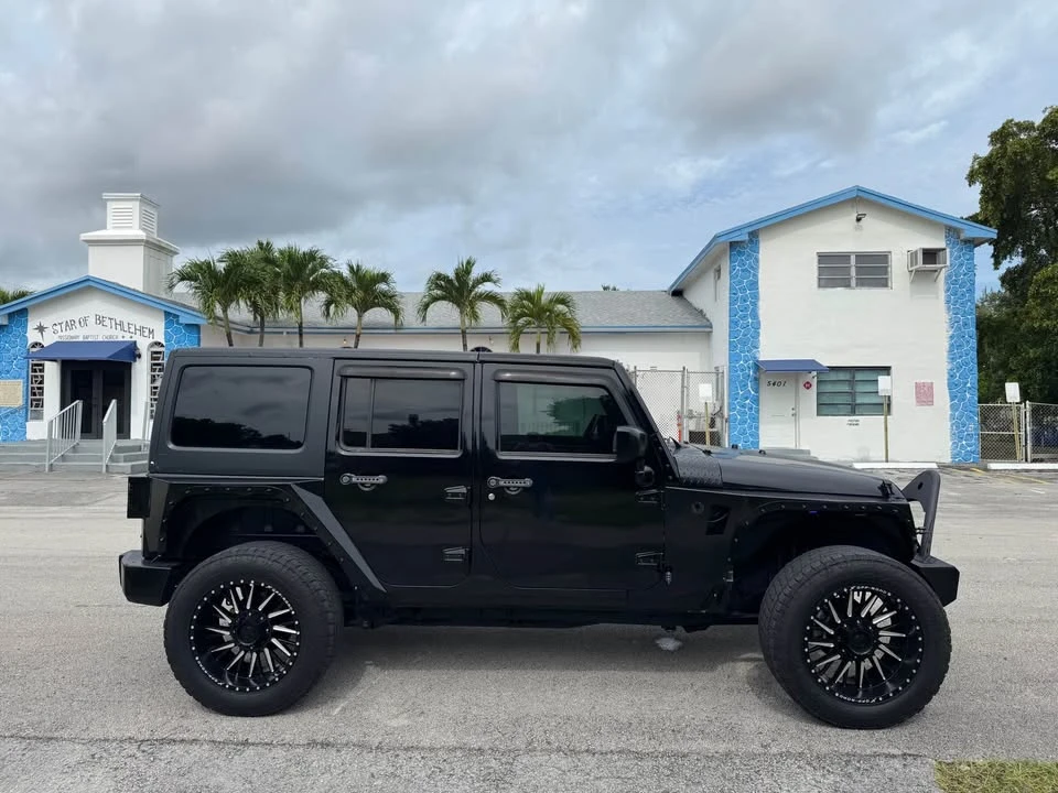 2017 Jeep JK Wrangler - Image 6 of 14