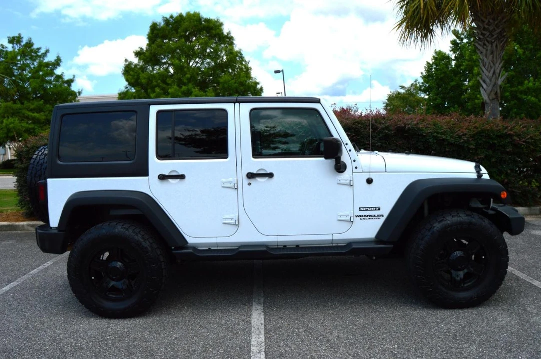 2017 Jeep JK Wrangler - Image 10 of 25