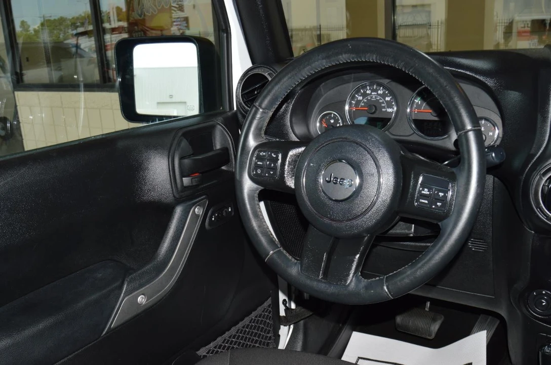 2017 Jeep JK Wrangler - Image 15 of 25