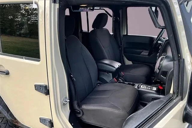 2017 Jeep JK Wrangler - Image 11 of 12