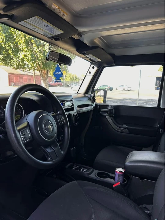 2017 Jeep JK Wrangler - Image 6 of 11