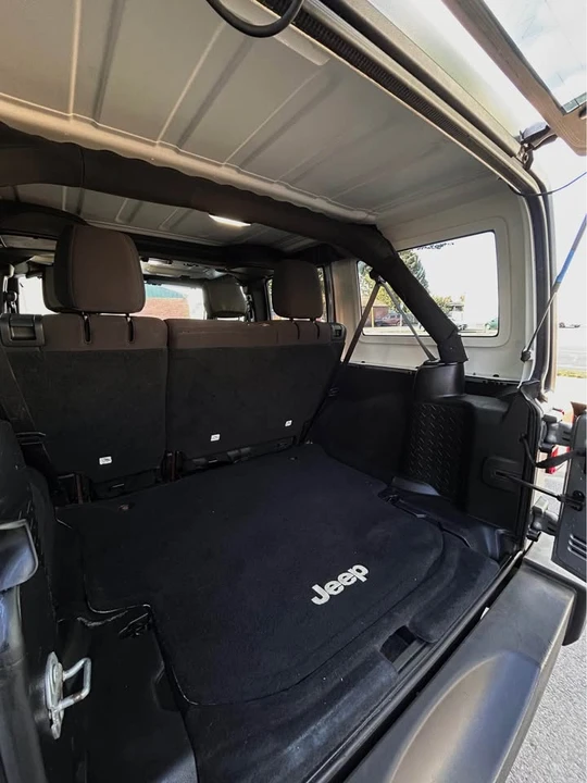 2017 Jeep JK Wrangler - Image 9 of 11