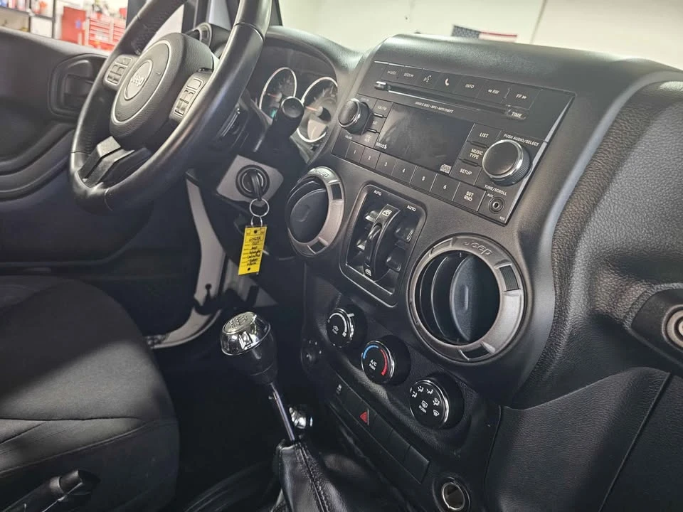 2017 Jeep JK Wrangler - Image 13 of 18