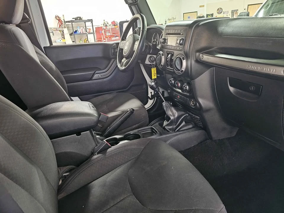 2017 Jeep JK Wrangler - Image 9 of 18