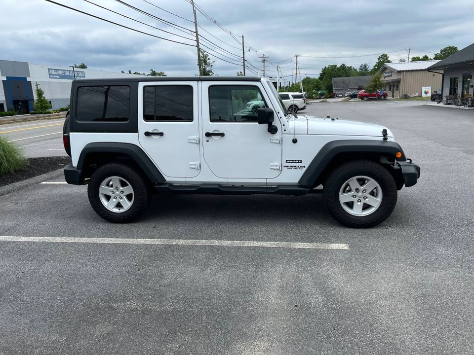 2017 Jeep JK Wrangler - Image 8 of 19