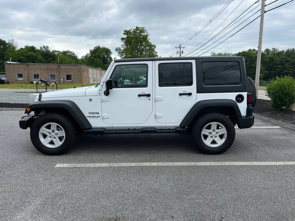 2017 Jeep JK Wrangler - Image 15 of 19