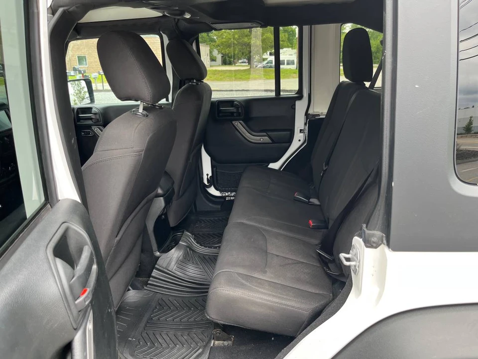 2017 Jeep JK Wrangler - Image 4 of 19