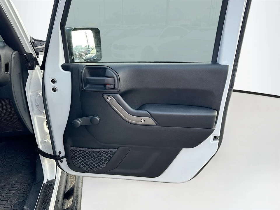2017 Jeep JK Wrangler - Image 9 of 15
