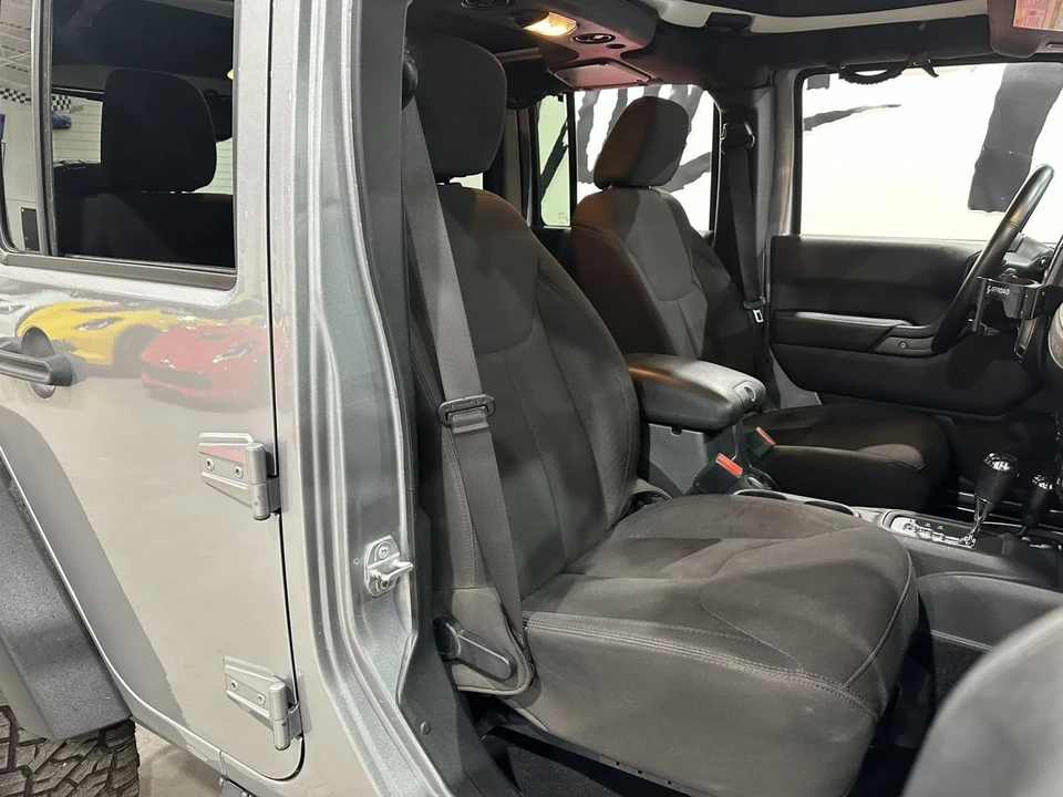 2017 Jeep JK Wrangler - Image 13 of 20