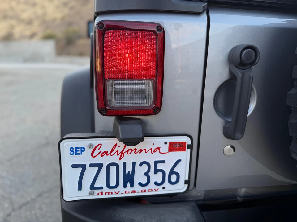 2017 Jeep JK Wrangler - Image 27 of 31