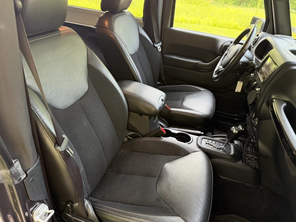 2017 Jeep JK Wrangler - Image 19 of 20