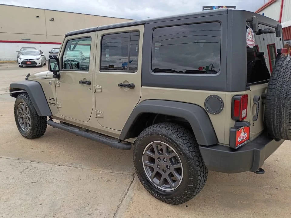 2017 Jeep JK Wrangler - Image 4 of 5