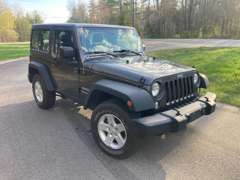2017 Jeep JK Wrangler - Image 2 of 15
