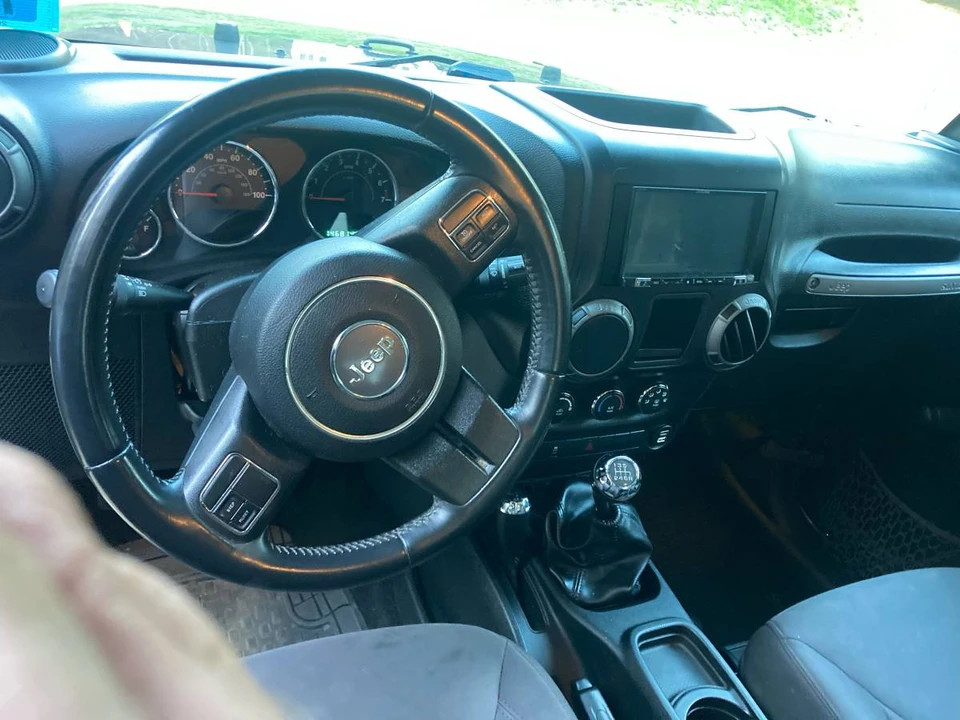 2017 Jeep JK Wrangler - Image 13 of 15
