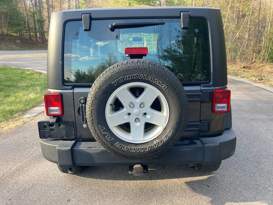2017 Jeep JK Wrangler - Image 4 of 15