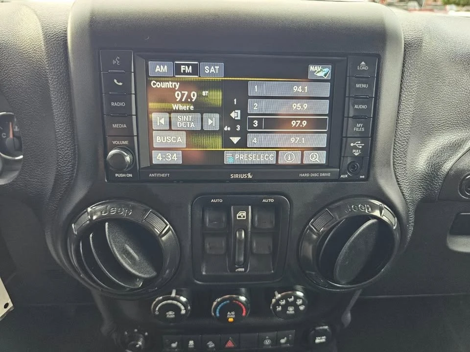 2017 Jeep JK Wrangler - Image 10 of 16