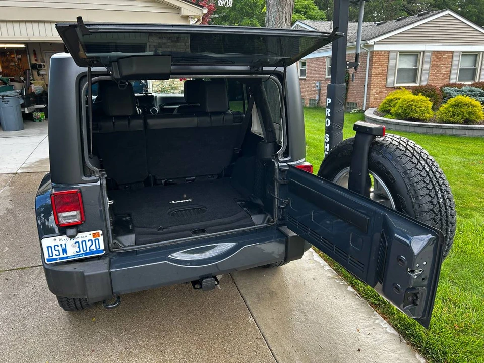 2017 Jeep JK Wrangler - Image 14 of 24