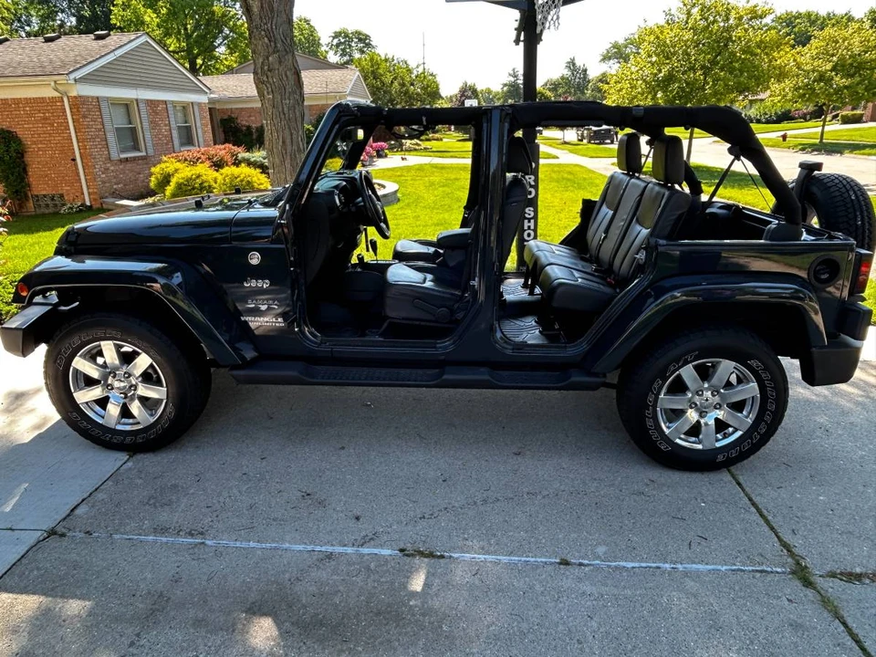 2017 Jeep JK Wrangler - Image 5 of 24