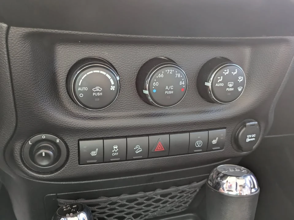 2017 Jeep JK Wrangler - Image 16 of 19