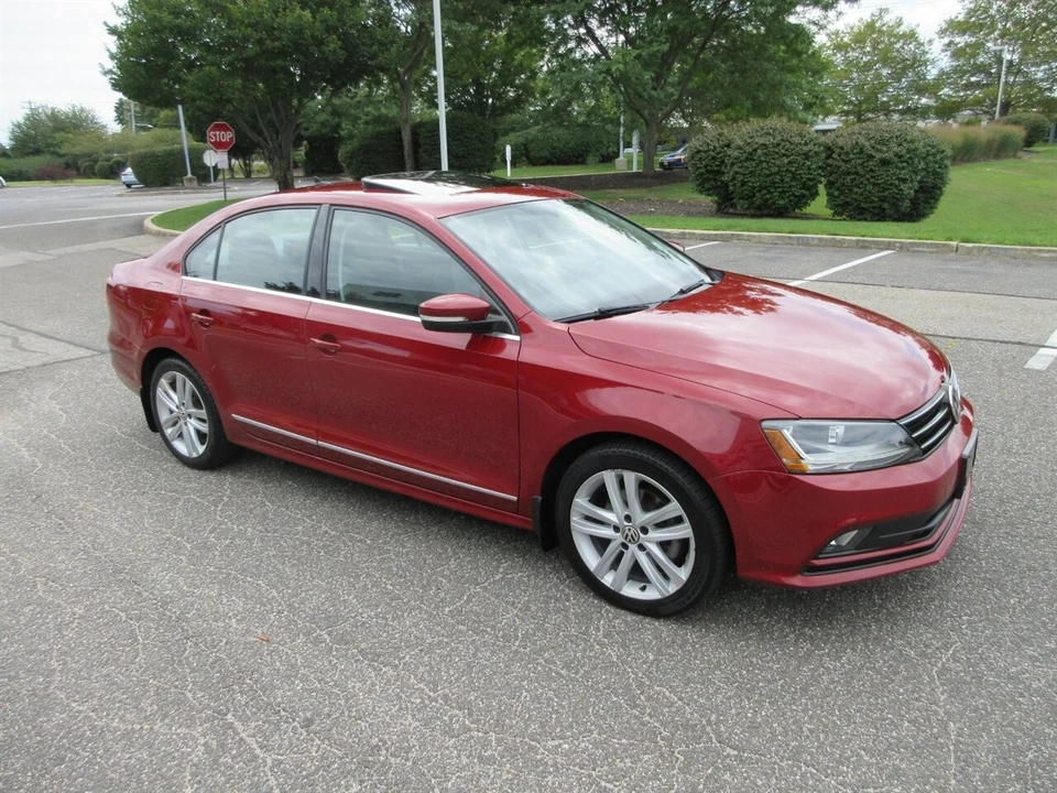 2017 Volkswagen A6 Jetta - Image 10 of 24