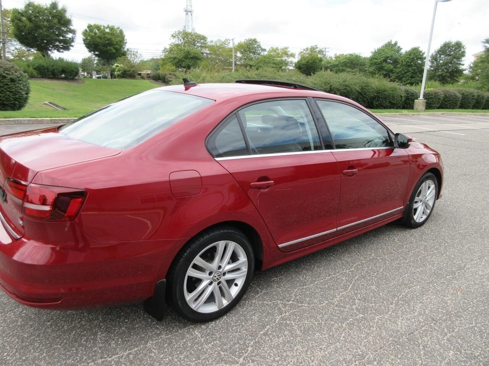 2017 Volkswagen A6 Jetta - Image 20 of 24