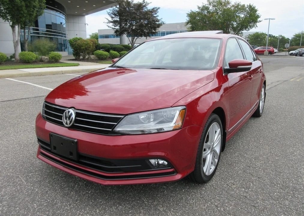 2017 Volkswagen A6 Jetta - Image 5 of 21