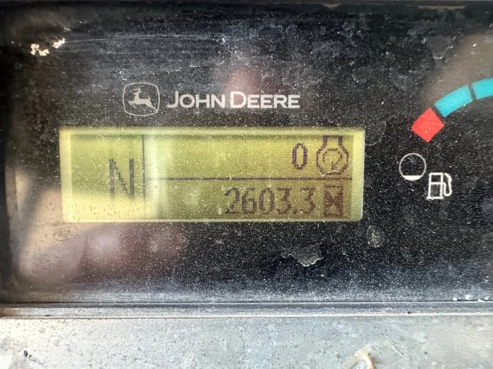 2017 John Deere - Image 10 of 10