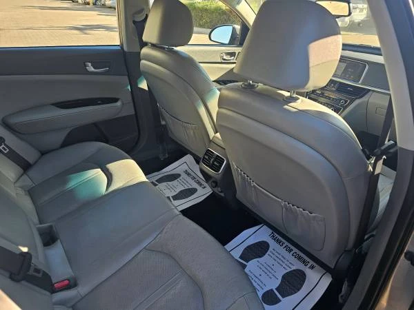 2017 Kia Optima/K5 - Image 6 of 16