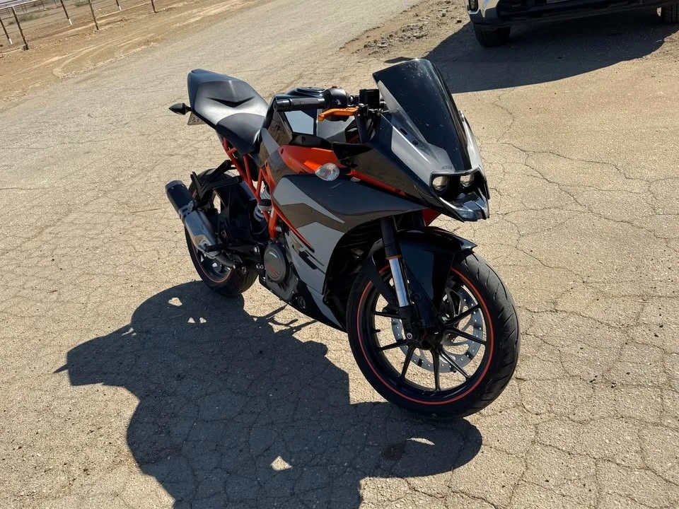 2017 KTM - Image 5 of 7