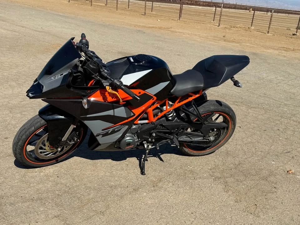 2017 KTM - Image 4 of 7