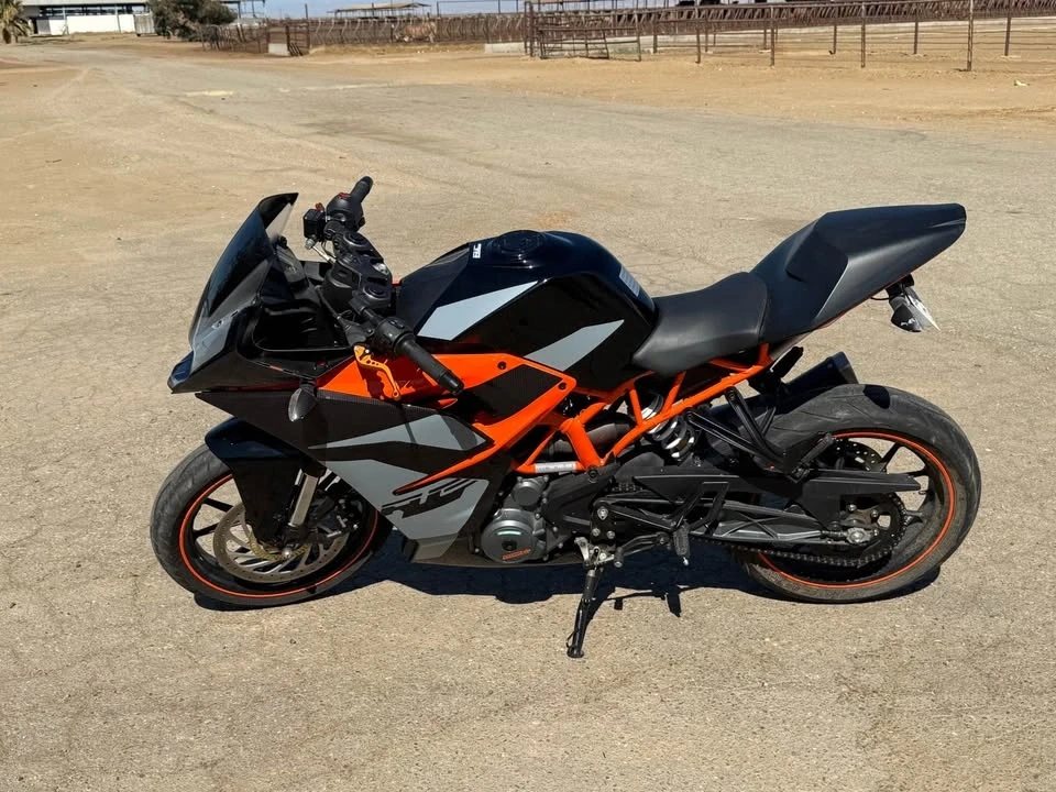 2017 KTM - Image 3 of 7