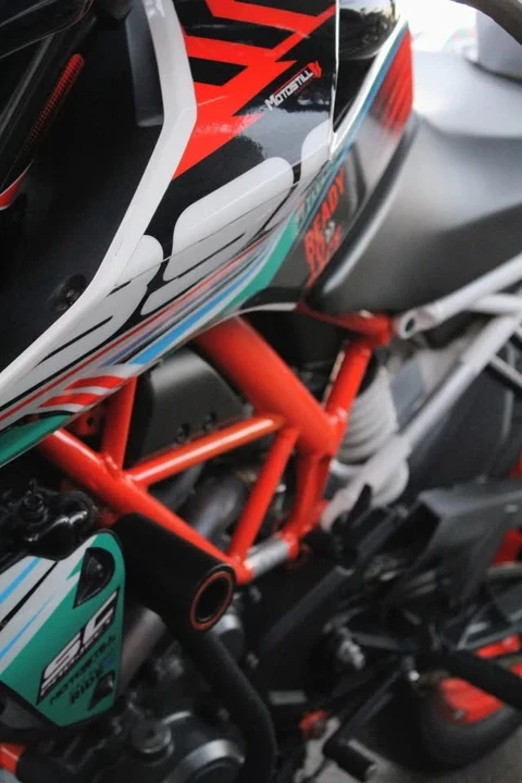 2017 KTM - Image 3 of 5