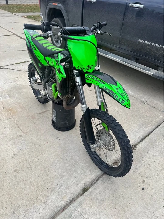 2017 Kawasaki KX - Image 2 of 6