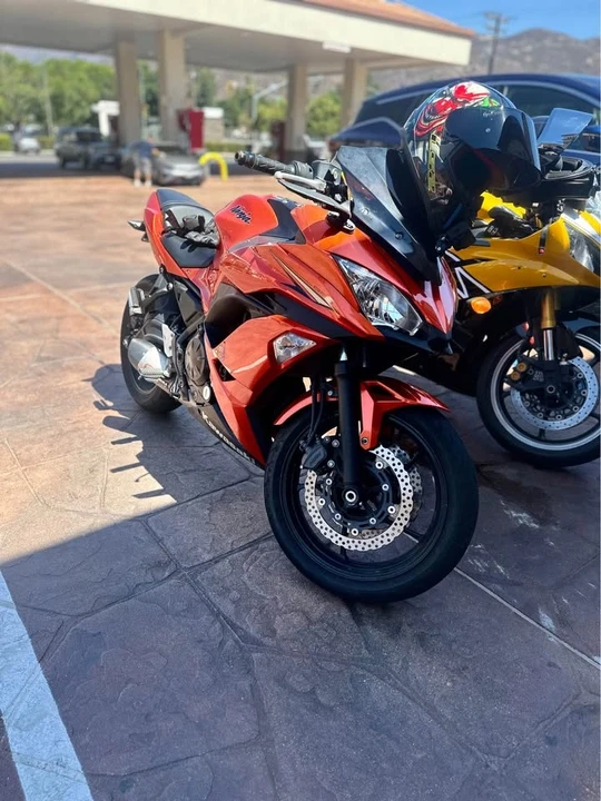 2017 Kawasaki Ninja - Image 13 of 14