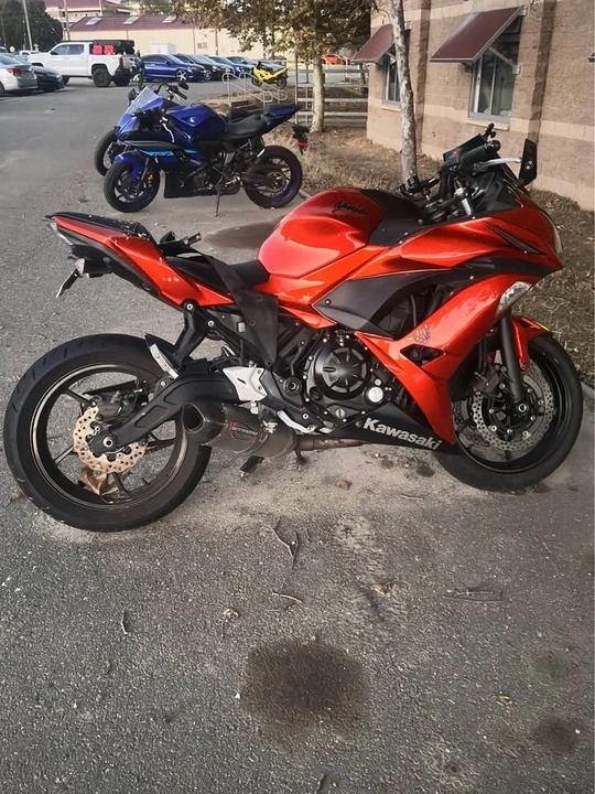 2017 Kawasaki Ninja - Image 4 of 14