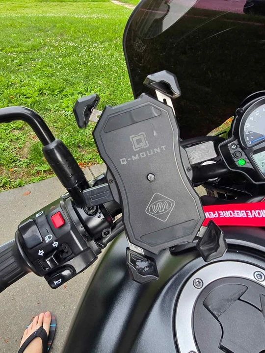 2017 Kawasaki Ninja - Image 5 of 7