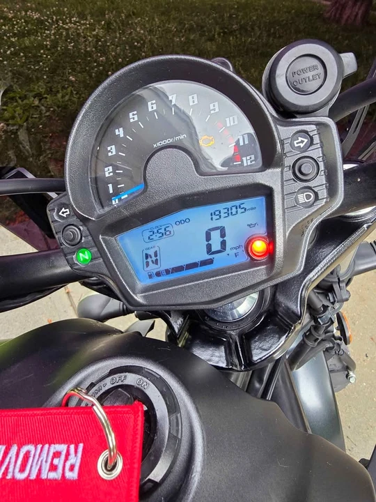 2017 Kawasaki Ninja - Image 4 of 7