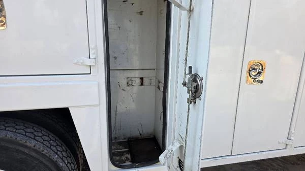 2017 Kenworth T370 - Image 12 of 21