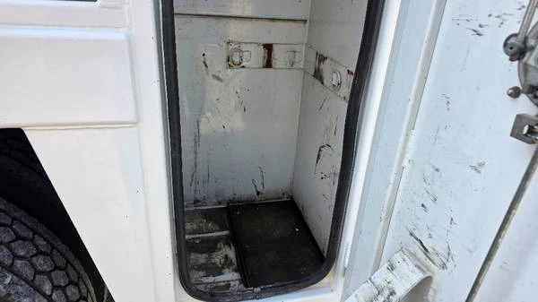 2017 Kenworth T370 - Image 13 of 21