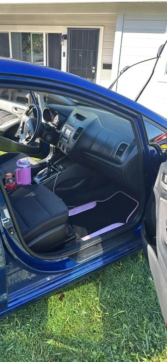 2017 Kia Forte - Image 7 of 10