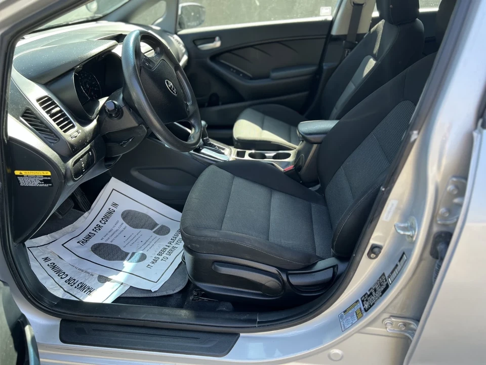 2017 Kia Forte - Image 14 of 14