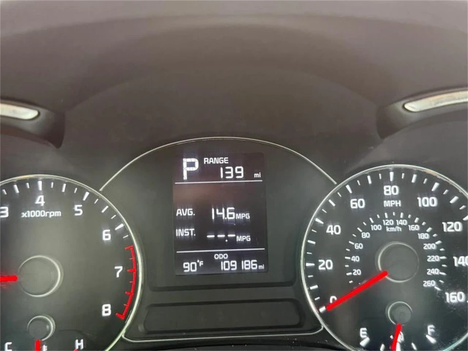 2017 Kia Forte - Image 15 of 17