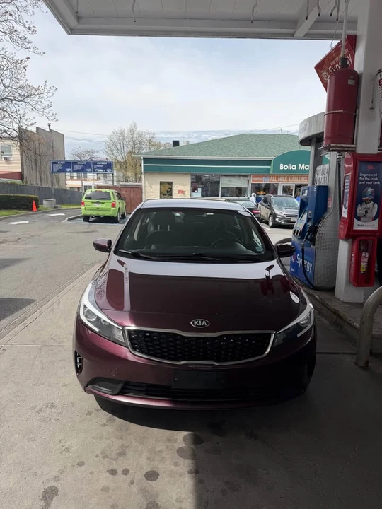 2017 Kia Forte - Image 7 of 8