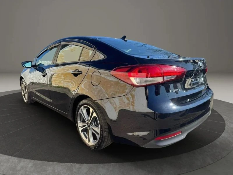 2017 Kia Forte - Image 7 of 12