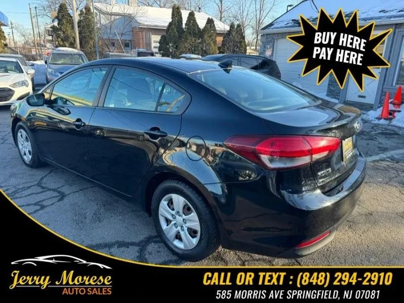 2017 Kia Forte - Image 3 of 12