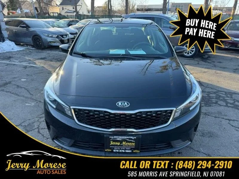2017 Kia Forte - Image 7 of 12