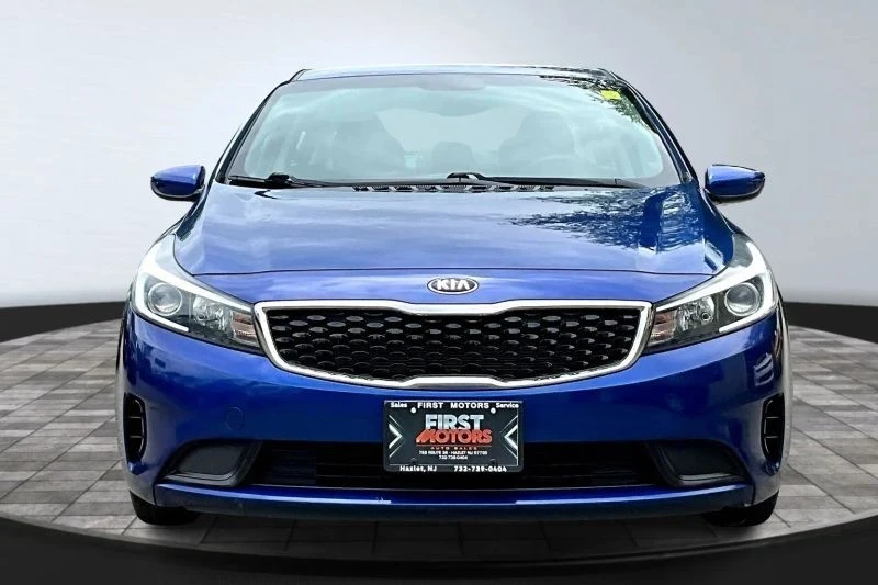 2017 Kia Forte - Image 2 of 12