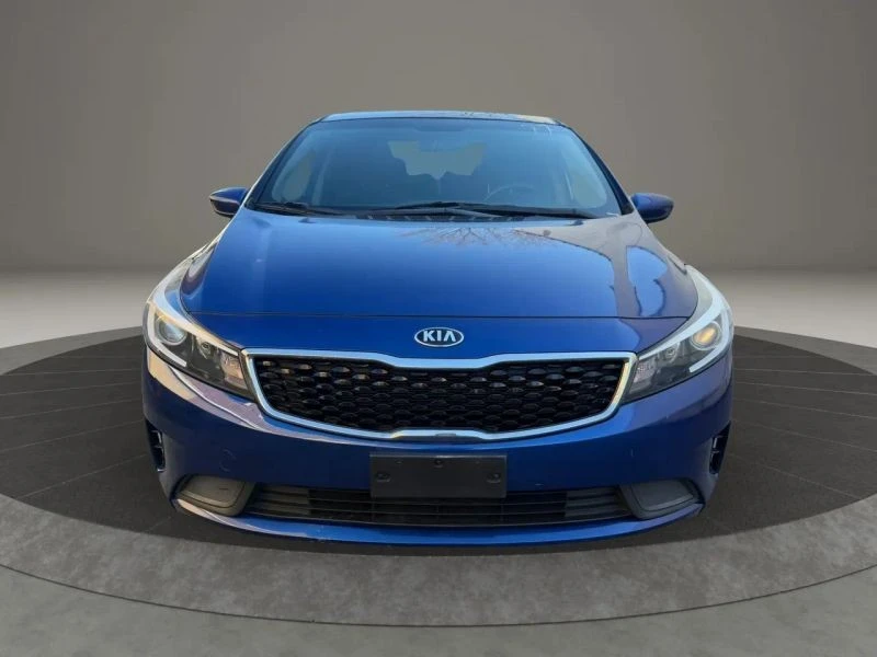 2017 Kia Forte - Image 2 of 12