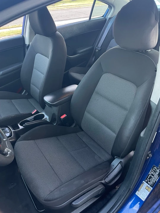 2017 Kia Forte - Image 15 of 18