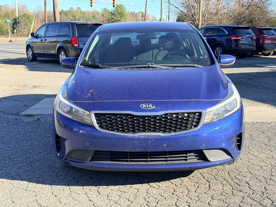 2017 Kia Forte - Image 2 of 17